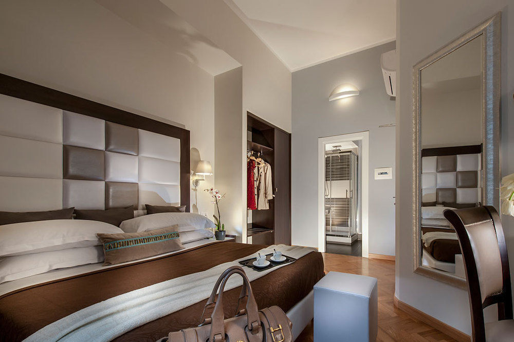 Dve Suite Рим Екстериор снимка