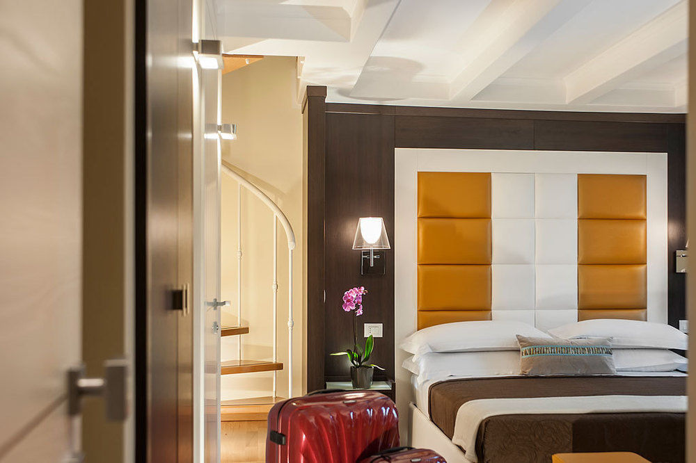 Dve Suite Рим Екстериор снимка