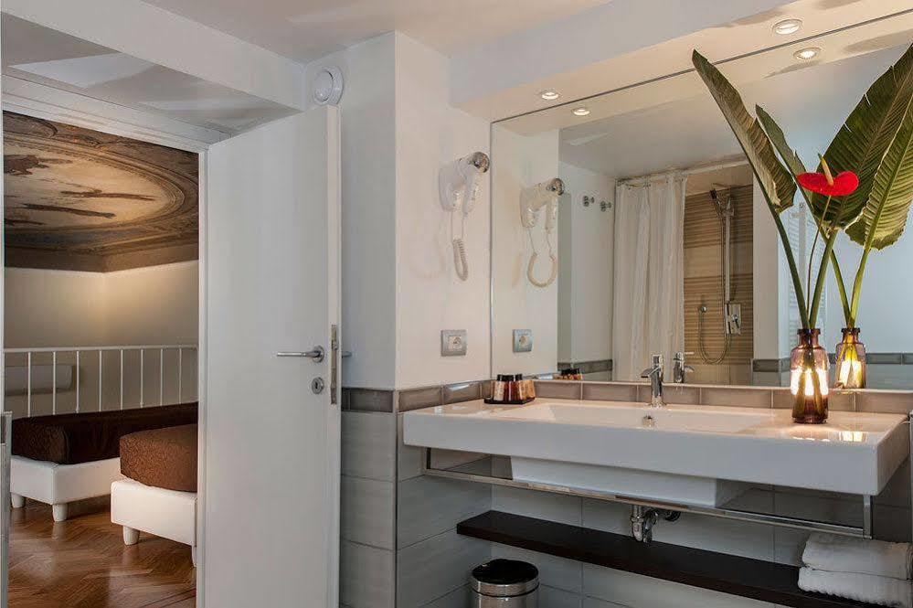 Dve Suite Рим Екстериор снимка