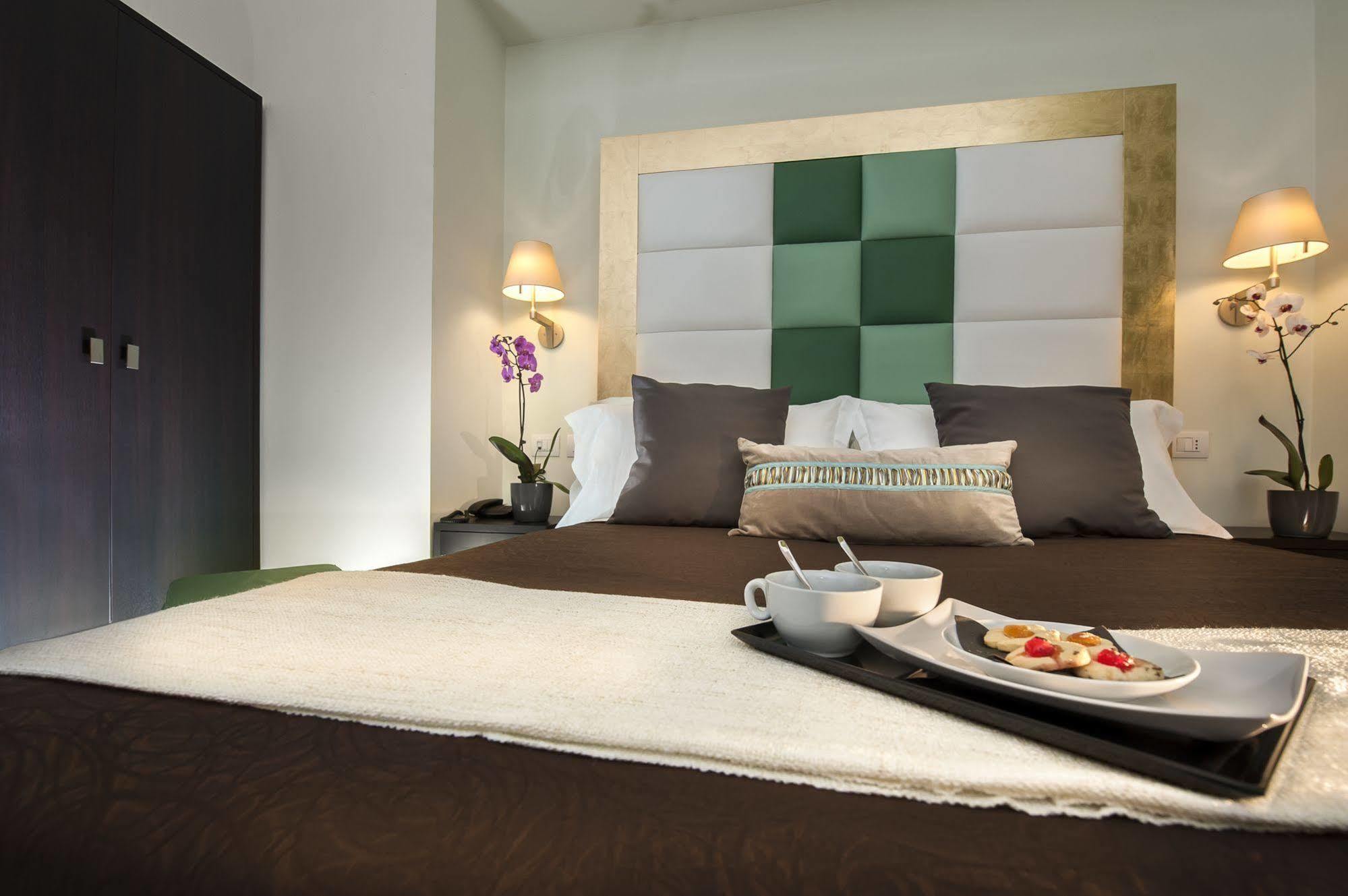 Dve Suite Рим Екстериор снимка