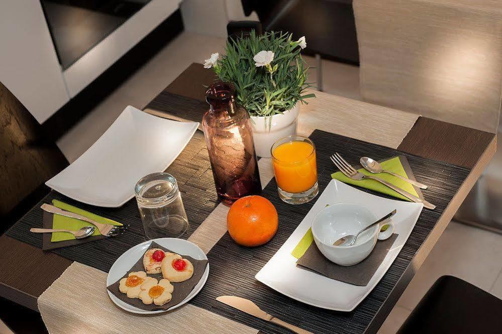 Dve Suite Рим Екстериор снимка